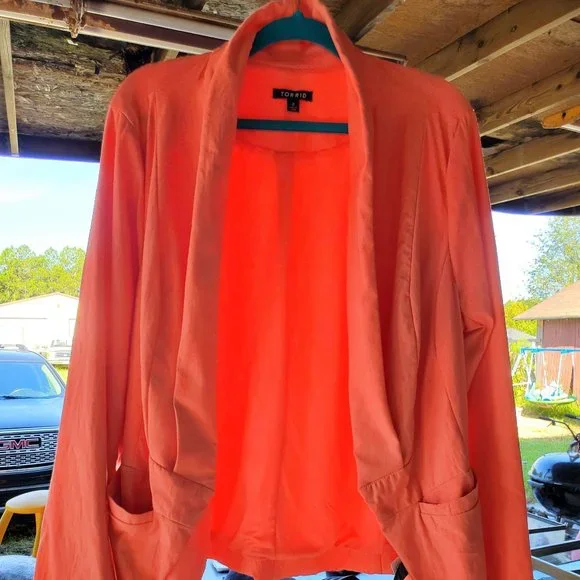 Jacket - Picture 1 of 3